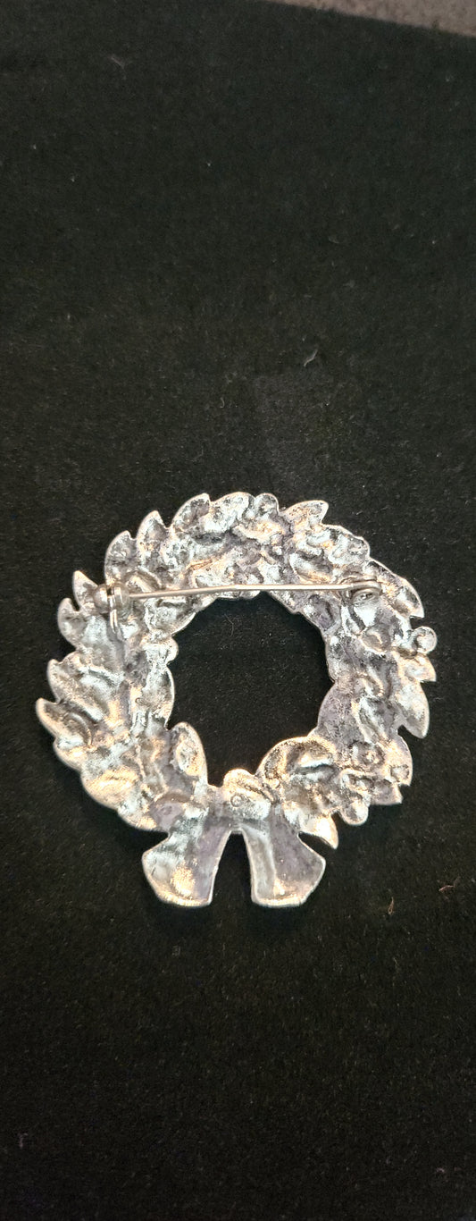 Kenneth inspired wreath brooch