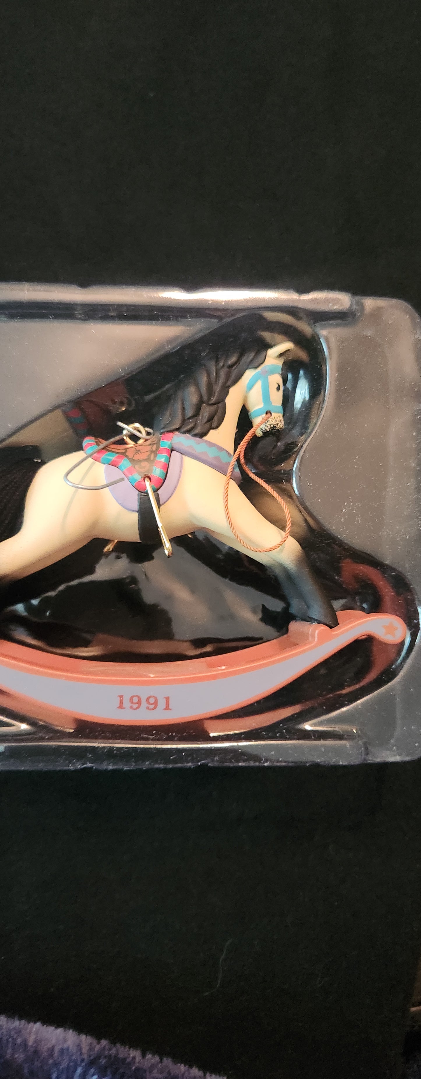VINTAGE 1991 HALLMARK CHRISTMAS ORNAMENT