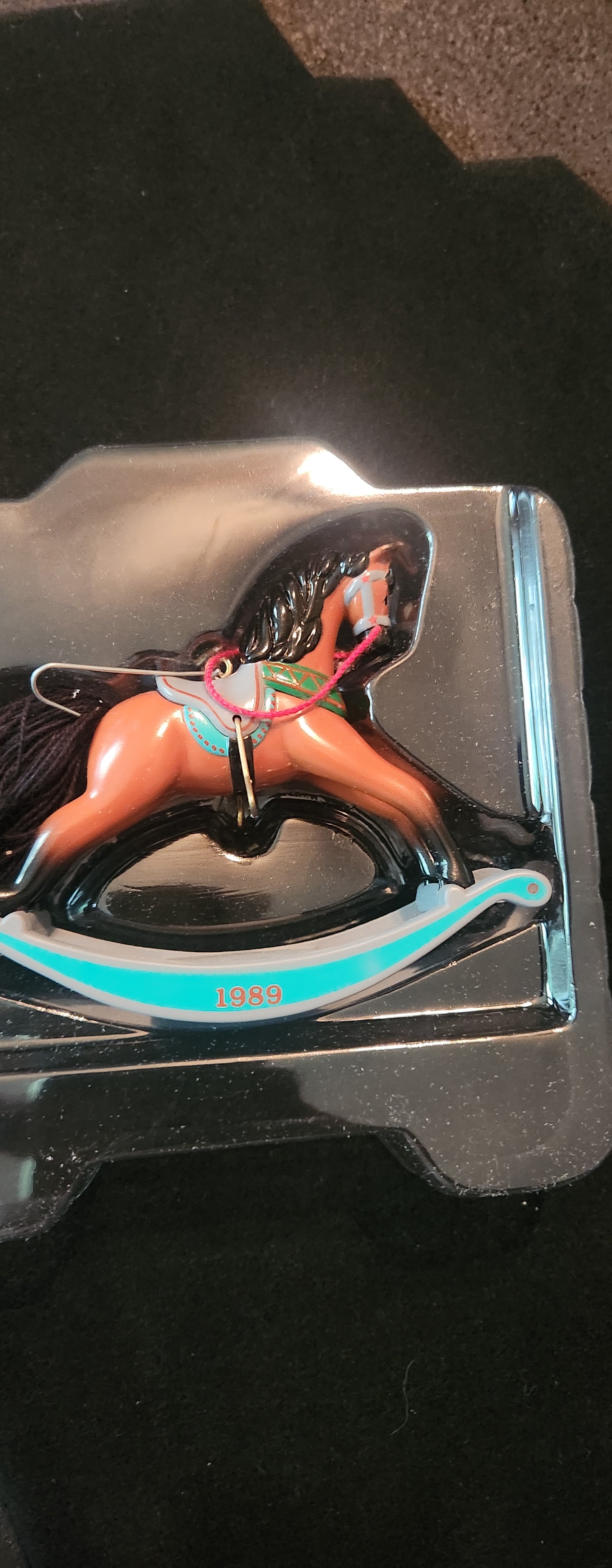 VINTAGE HALLMARK ORNAMENT 1989